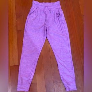 All in Motion lilac/light purple sweatpants